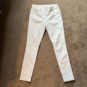 Old Navy rockstar white jeans!!!!
